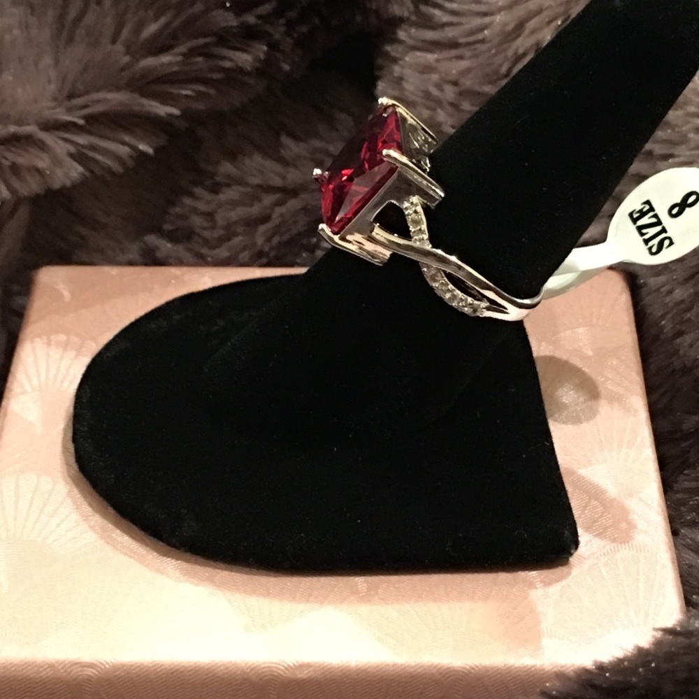 Sterling Silver Garnet Gemstone Ring - image 3